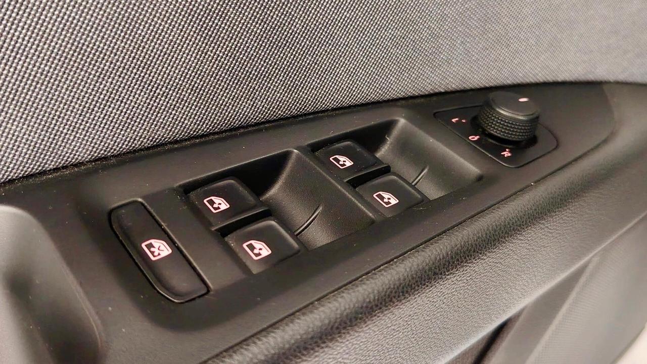 SEAT LEON 1.6 STYLE 115CV - VIRTUAL COCKPIT, CAR PLAY, NEOPATENTATI