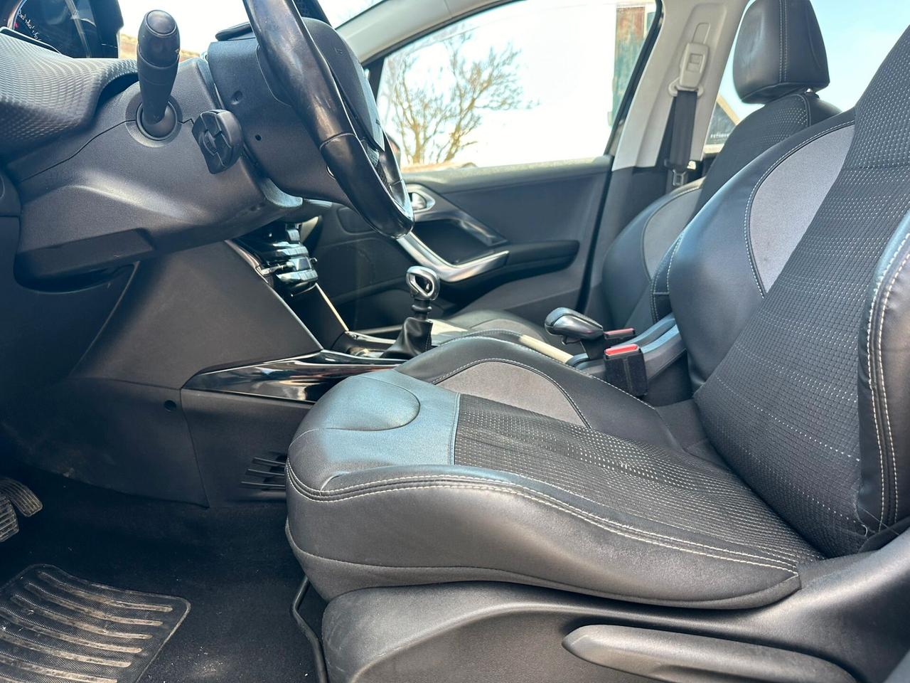 Peugeot 2008 BlueHDi 120 S&S Allure