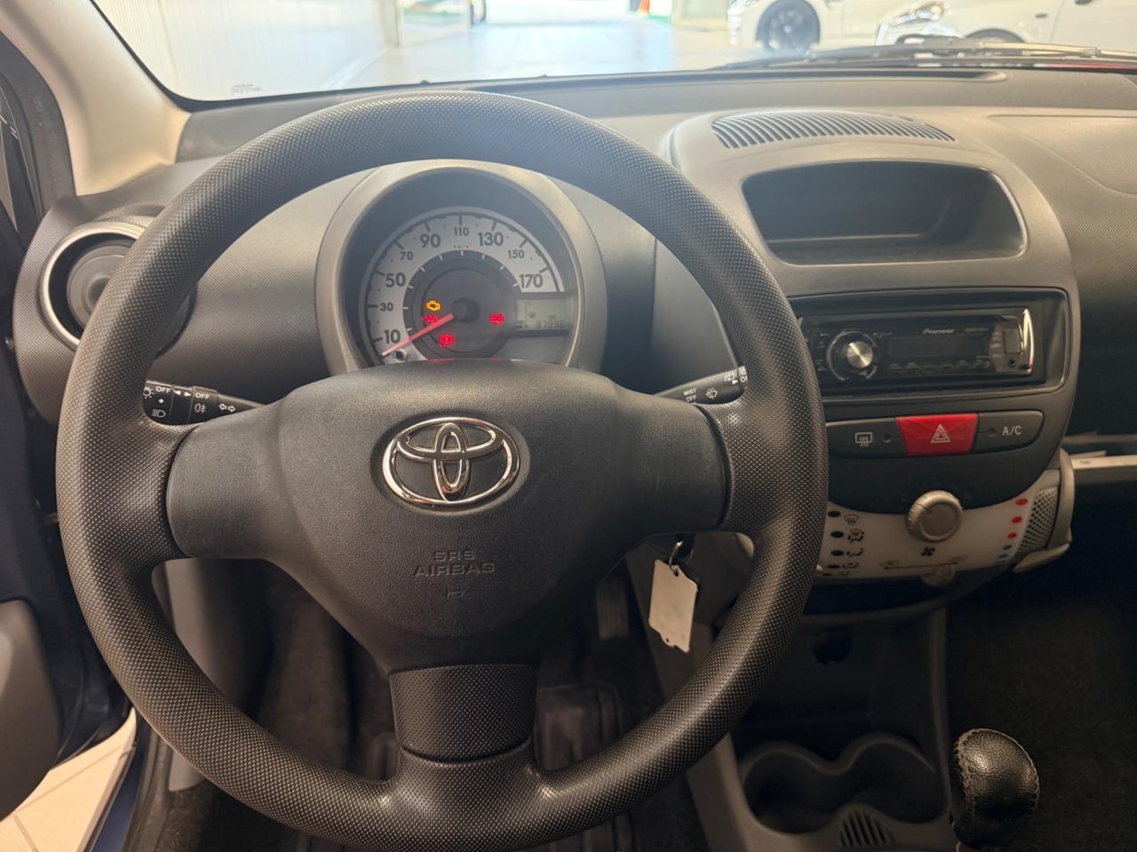 Toyota Aygo 1.0 12V VVT-i 5 porte Sol