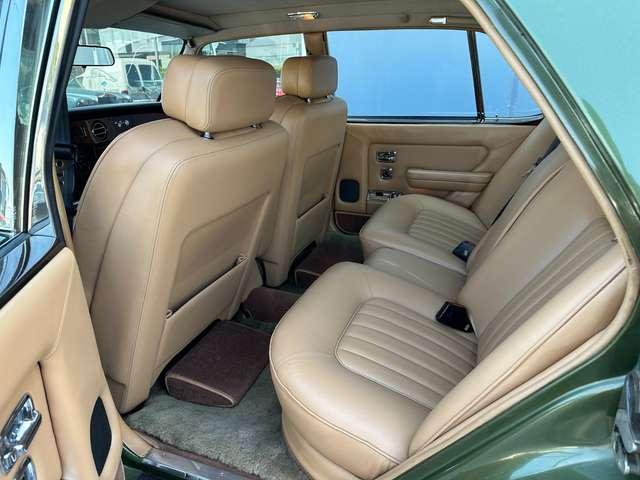 Rolls-Royce Silver Spirit