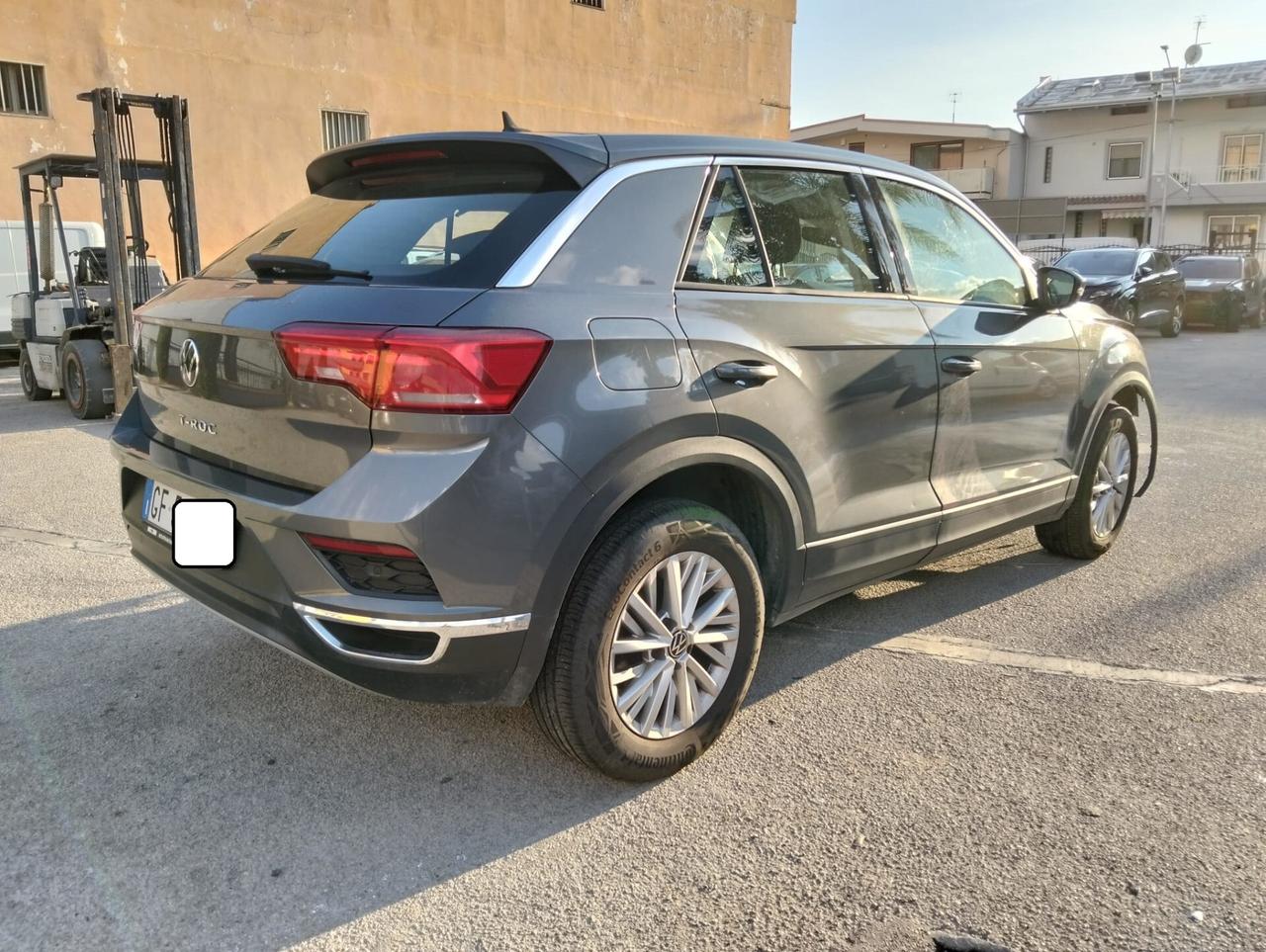 Volkswagen T-Roc 2.0 TDI 2021 SINISTRATA