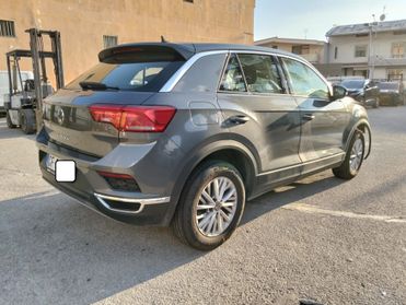 Volkswagen T-Roc 2.0 TDI 2021 SINISTRATA