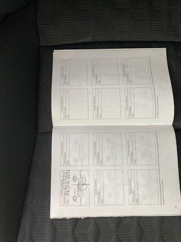 Toyota Yaris Hybrid Active MY24