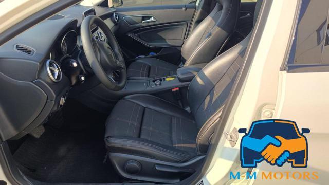 MERCEDES-BENZ GLA 200 d Automatic Business