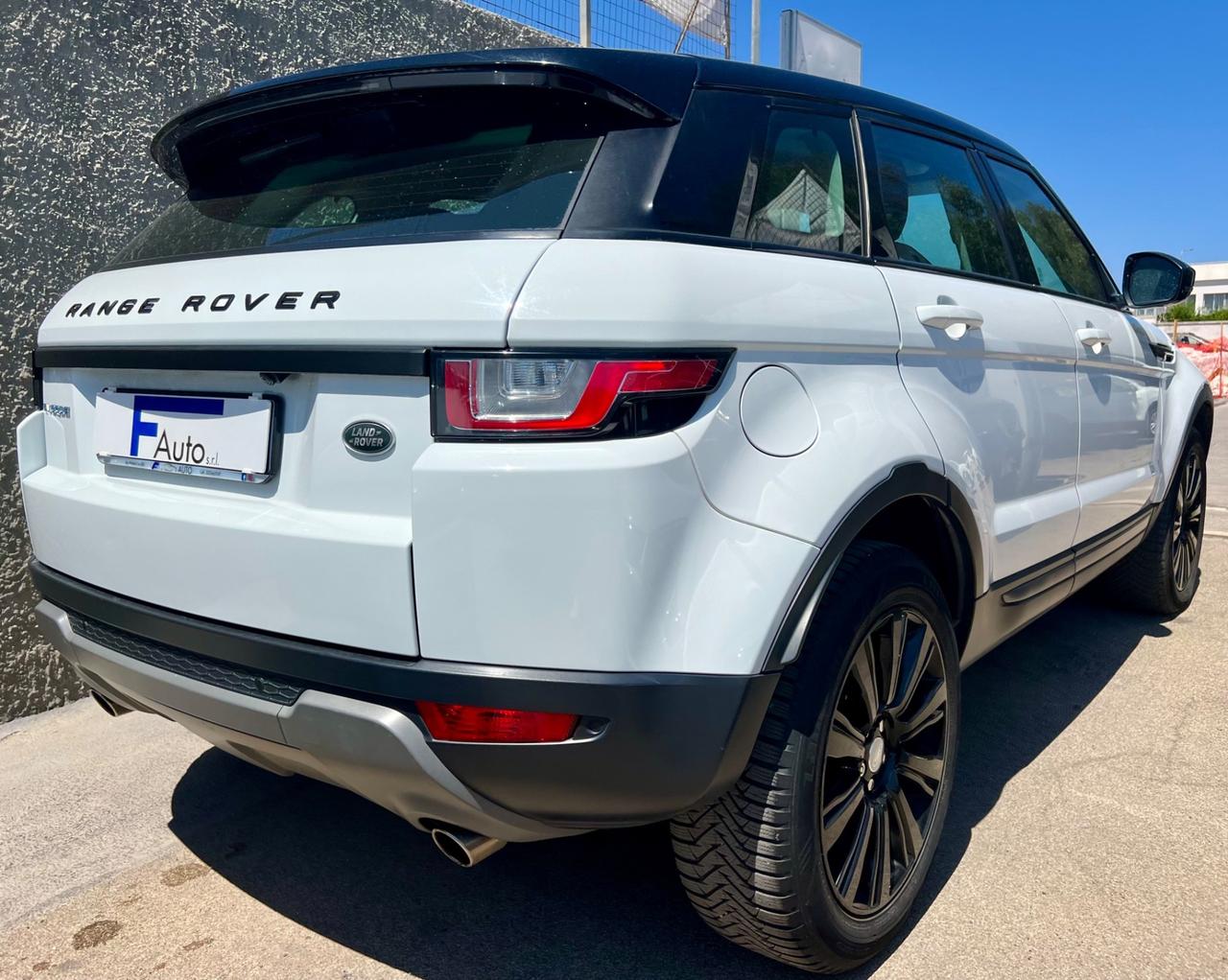 Range Rover Evoque 2.0 eD4 CAMBIO MANUALE,Navi,Xeno,Retrocamera sensori,Climatronic biz.,ecc.