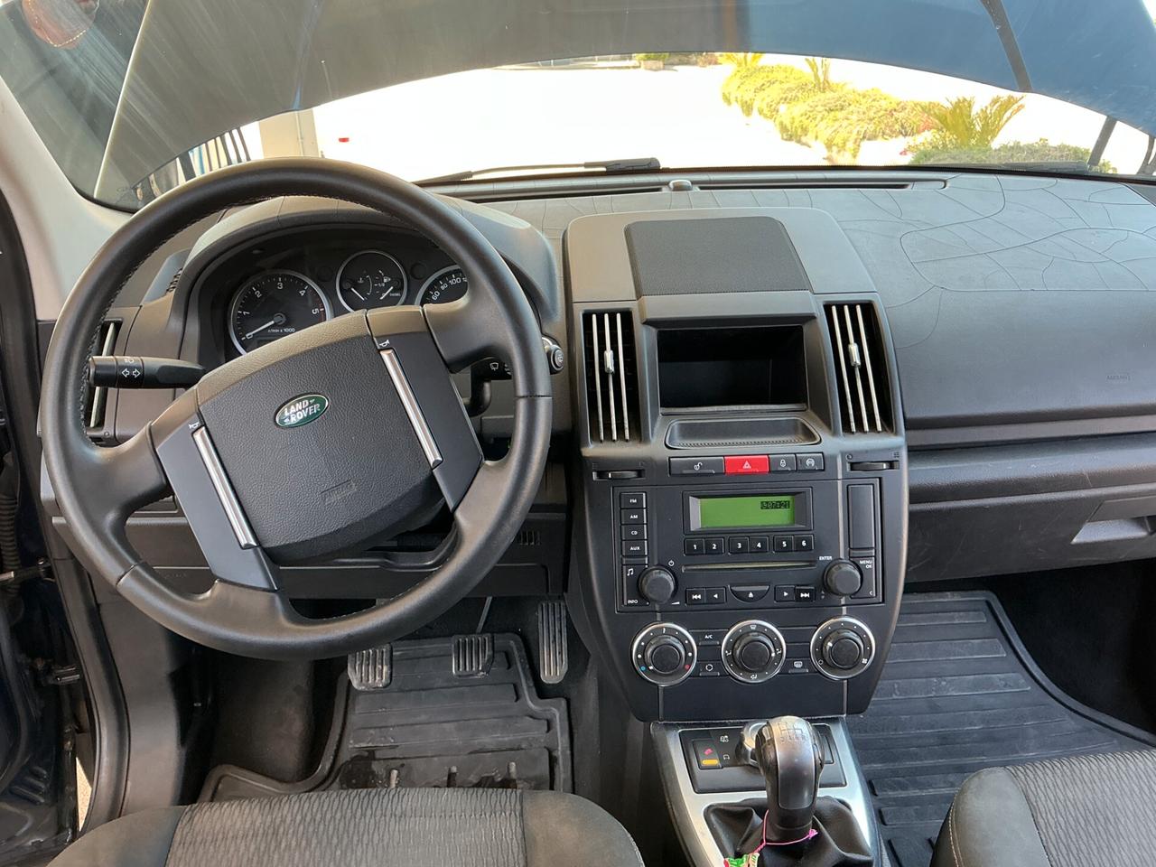 Land Rover Freelander 2.2 SD4 S.W. SE