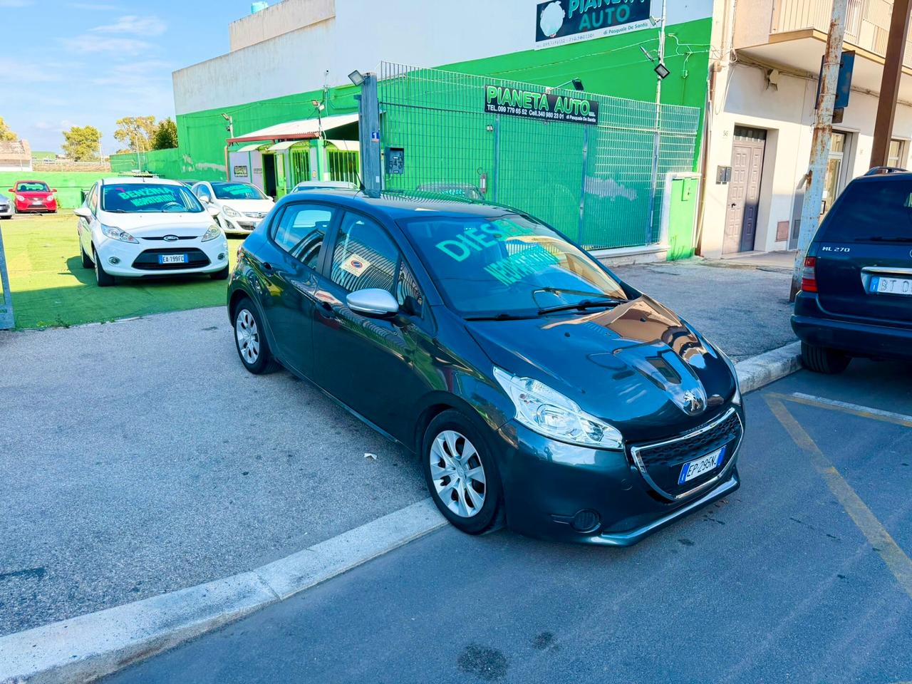 Peugeot 208 1.4 HDi 68 CV 5 porte Allure