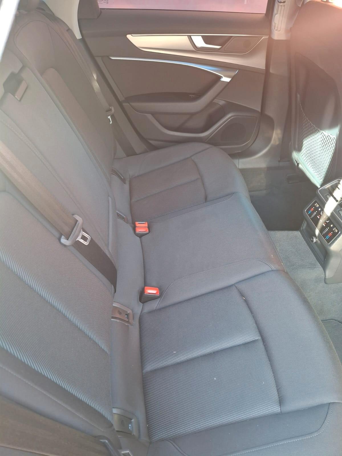 Audi A6 Avant 40 2.0 TDI MHEV S tronic Business SPORT 204 CAVALLI