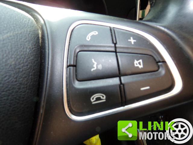 MERCEDES-BENZ C 200 d Auto Premium con Garanzia!