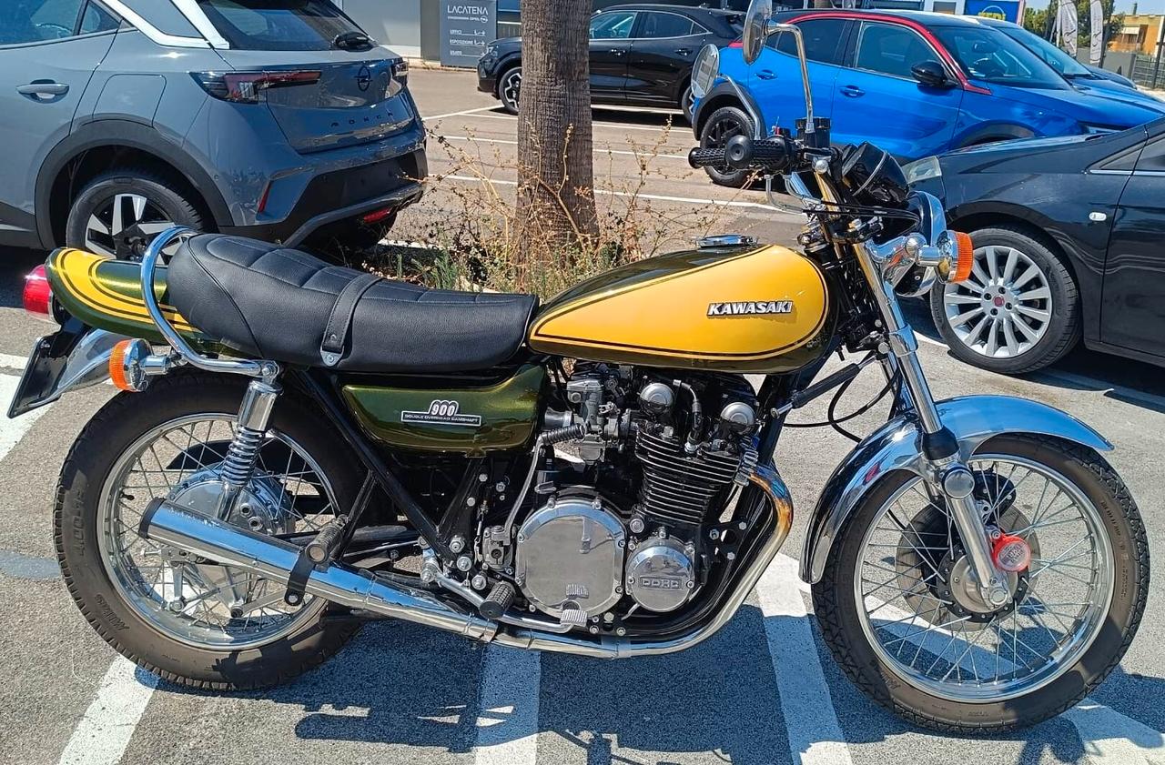 Kawasaki Z 900 Z1 Testa Nera