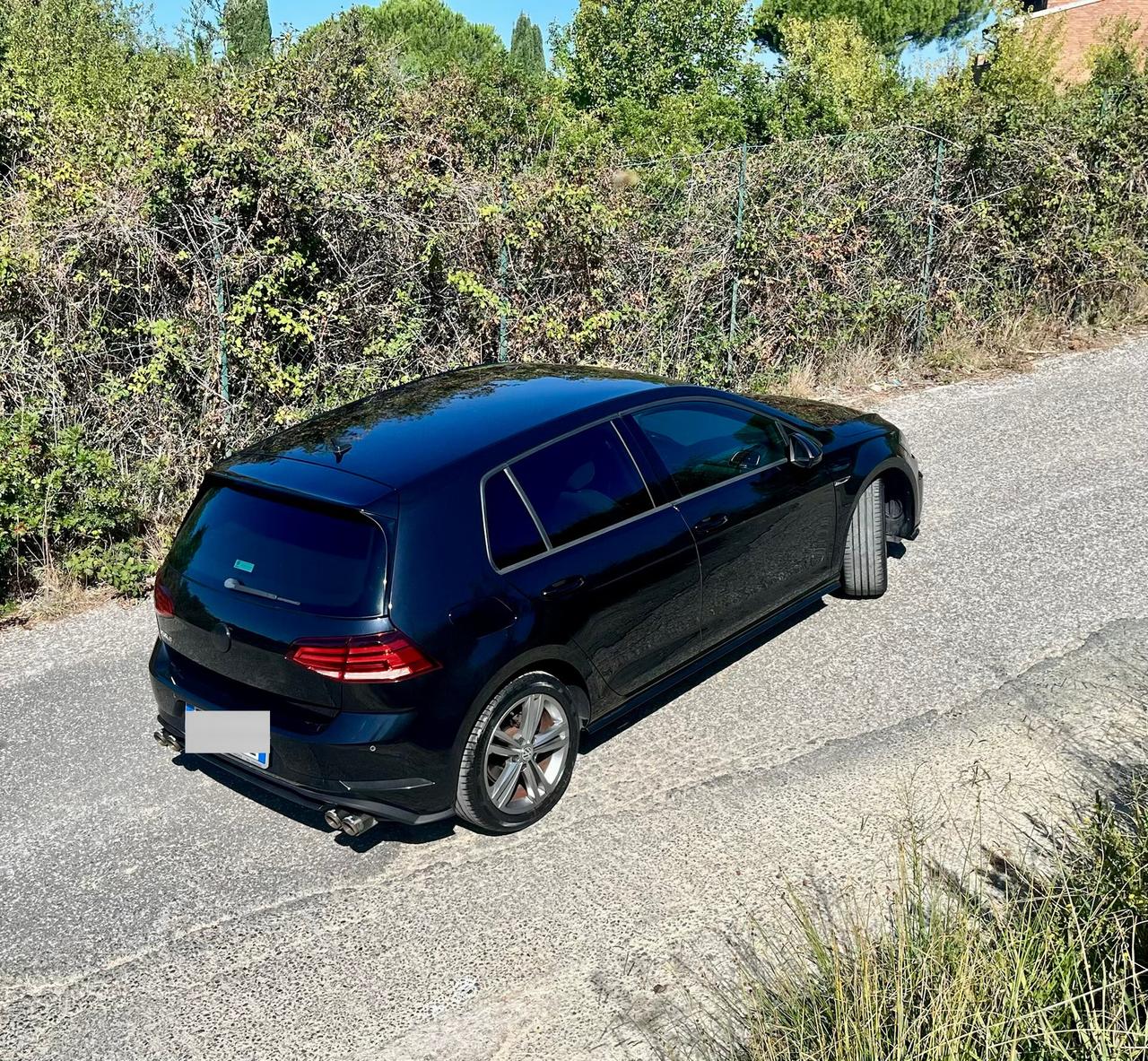 Volkswagen Golf 1.0 TSI 115 CV 5p. R-Line - 45.000 km.