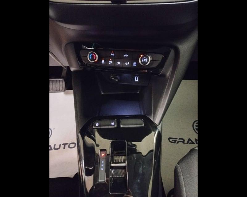 Opel Corsa Edition Hybrid 110CV DTC6