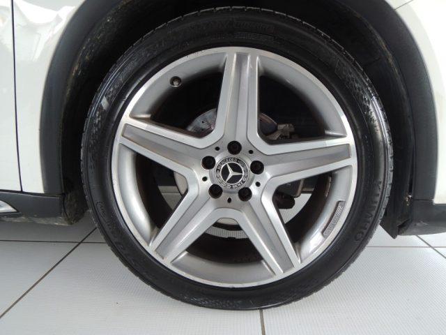 MERCEDES-BENZ GLA 200 d Automatic Premium AMG Line