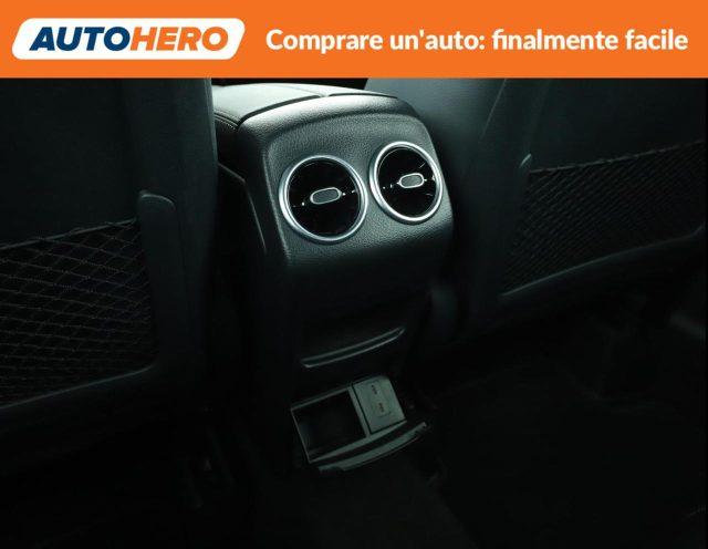 MERCEDES-BENZ GLA 180 Automatic Sport