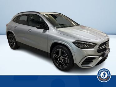 Mercedes-Benz GLA 250 E PLUG-IN HYBRID AUTOMATIC AMG line PREMIUM