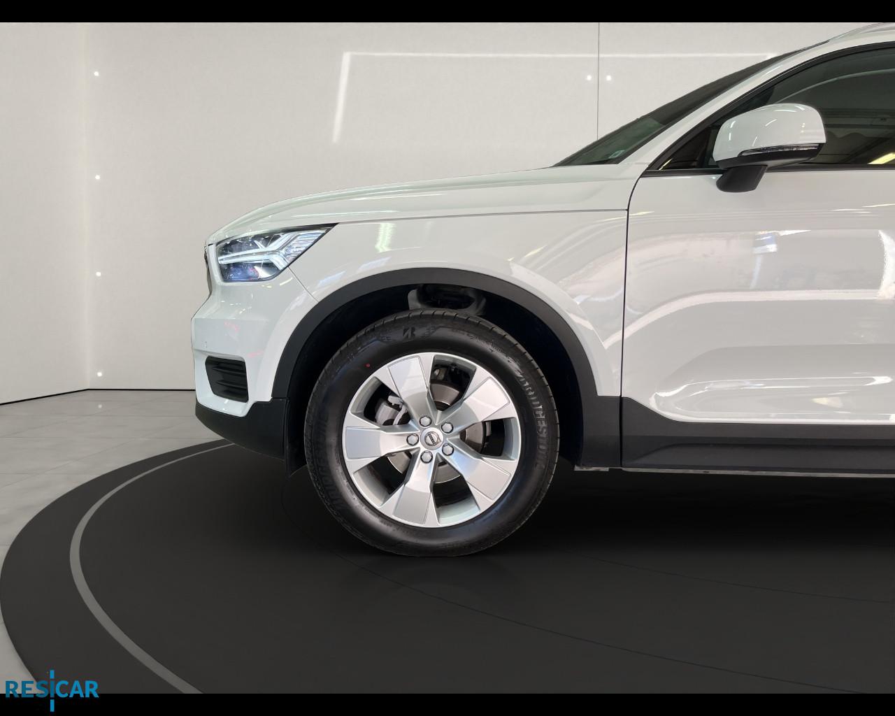 VOLVO XC40 1.5 t2 R-momentum geartronic my21