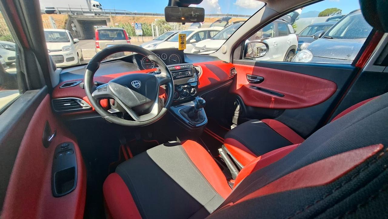 Lancia Ypsilon 1.2 69 CV 5 porte S&S 2012