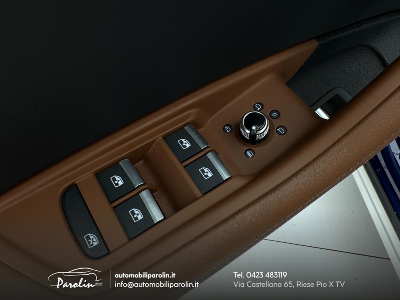 Audi A4 Allroad 40 2.0 tdi mhev Identity Contrast quattro 204cv s-tronic