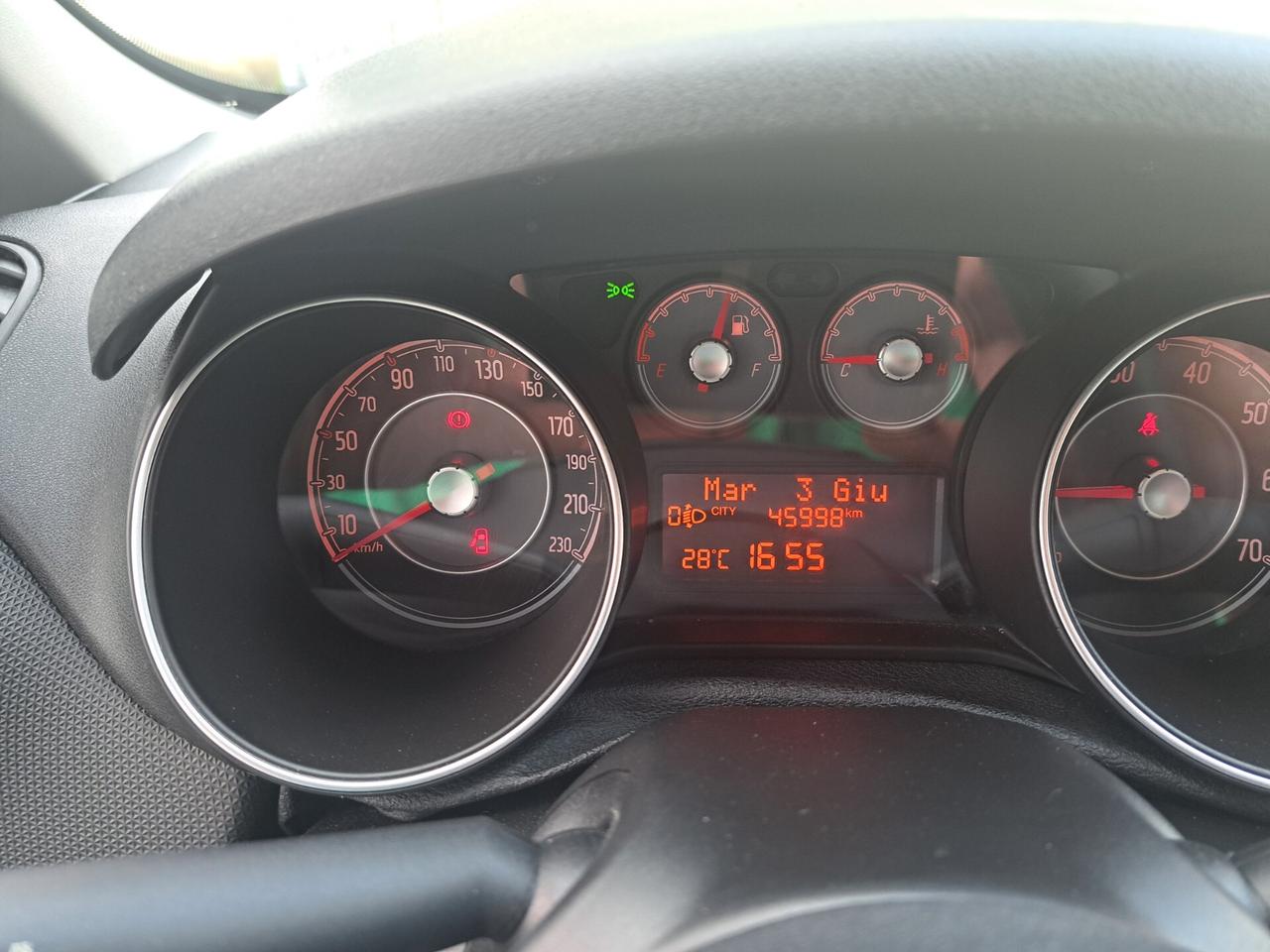 Fiat Punto 1.2 69 CV NEOPATENTATI !!