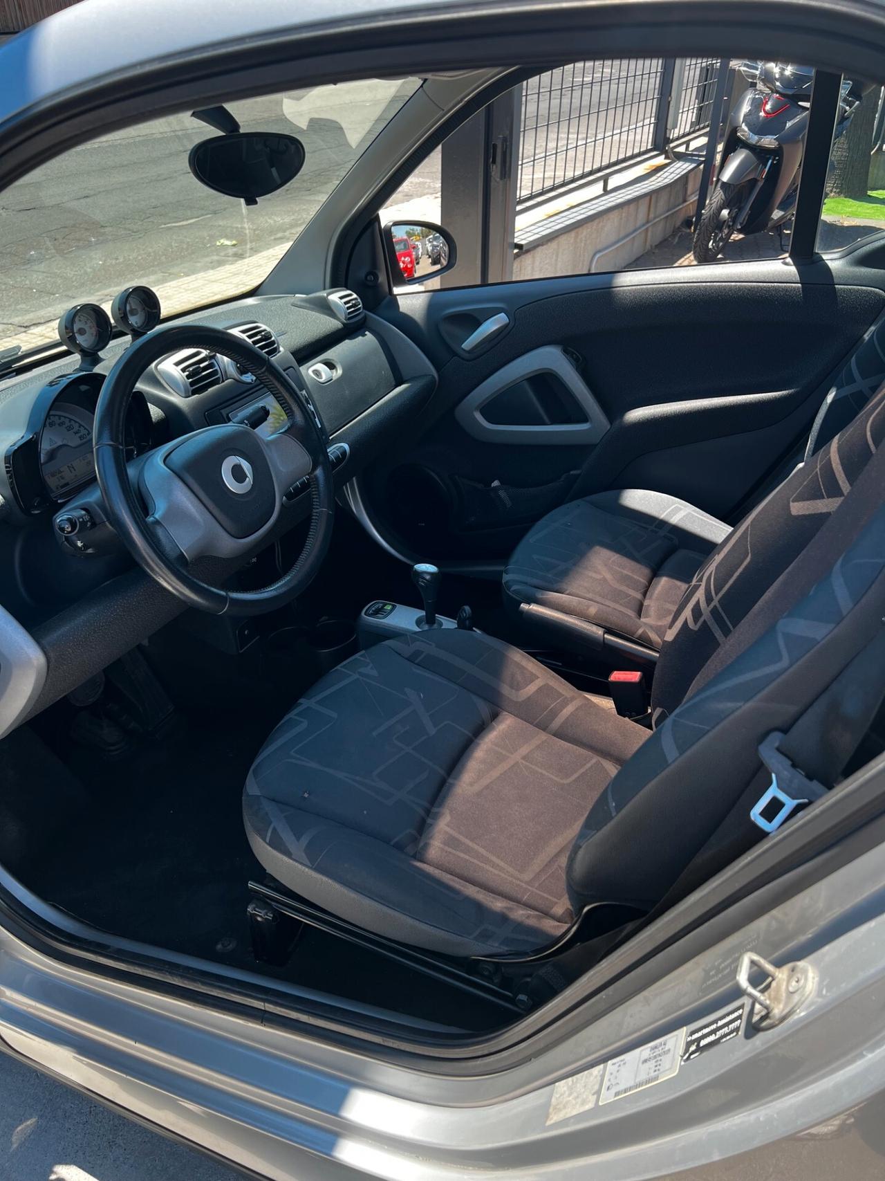 Smart ForTwo 1000 52 kW MHD coupé passion