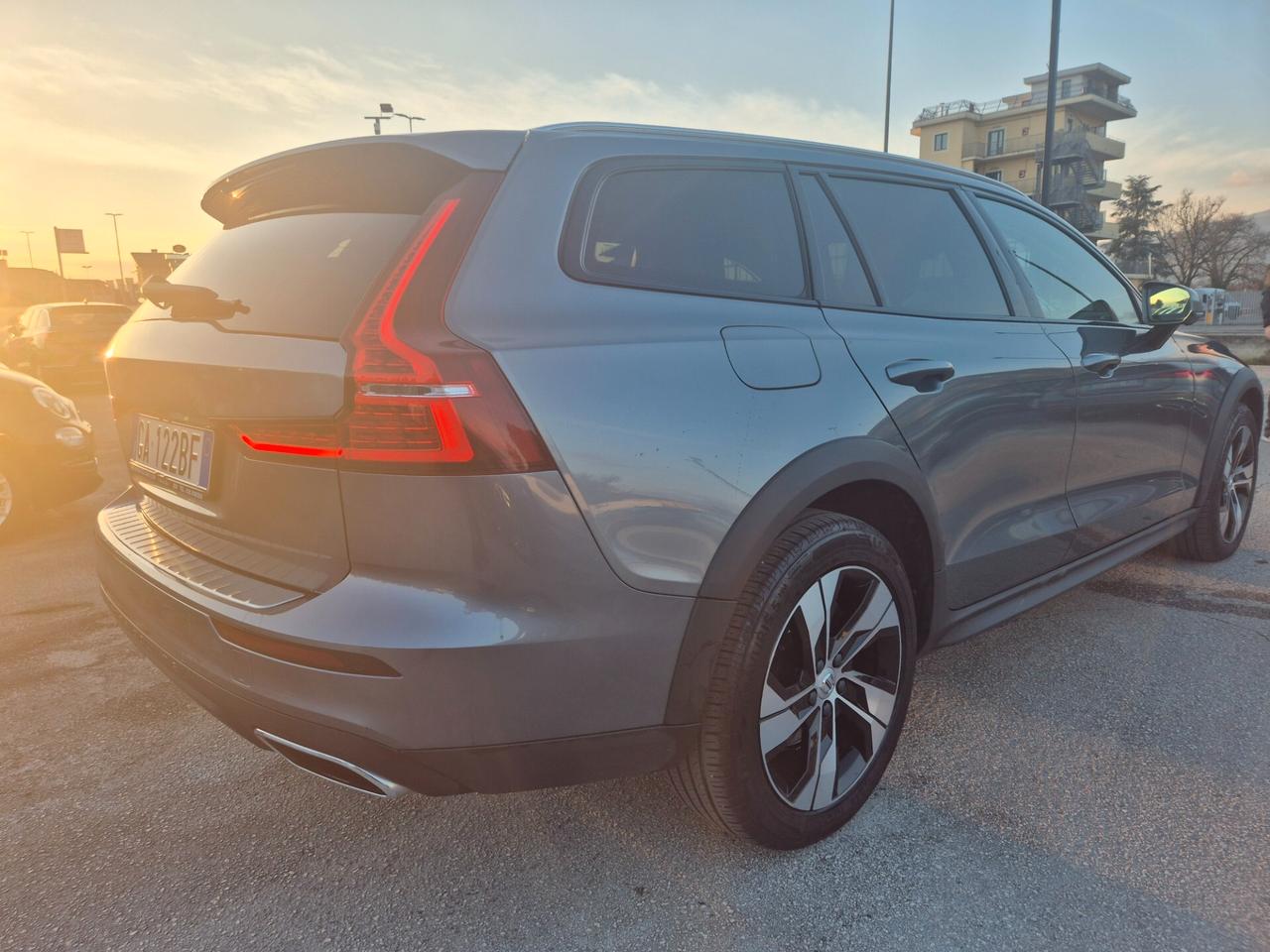 Volvo V60 Cross Country D4 AWD Geartronic Pro 2020