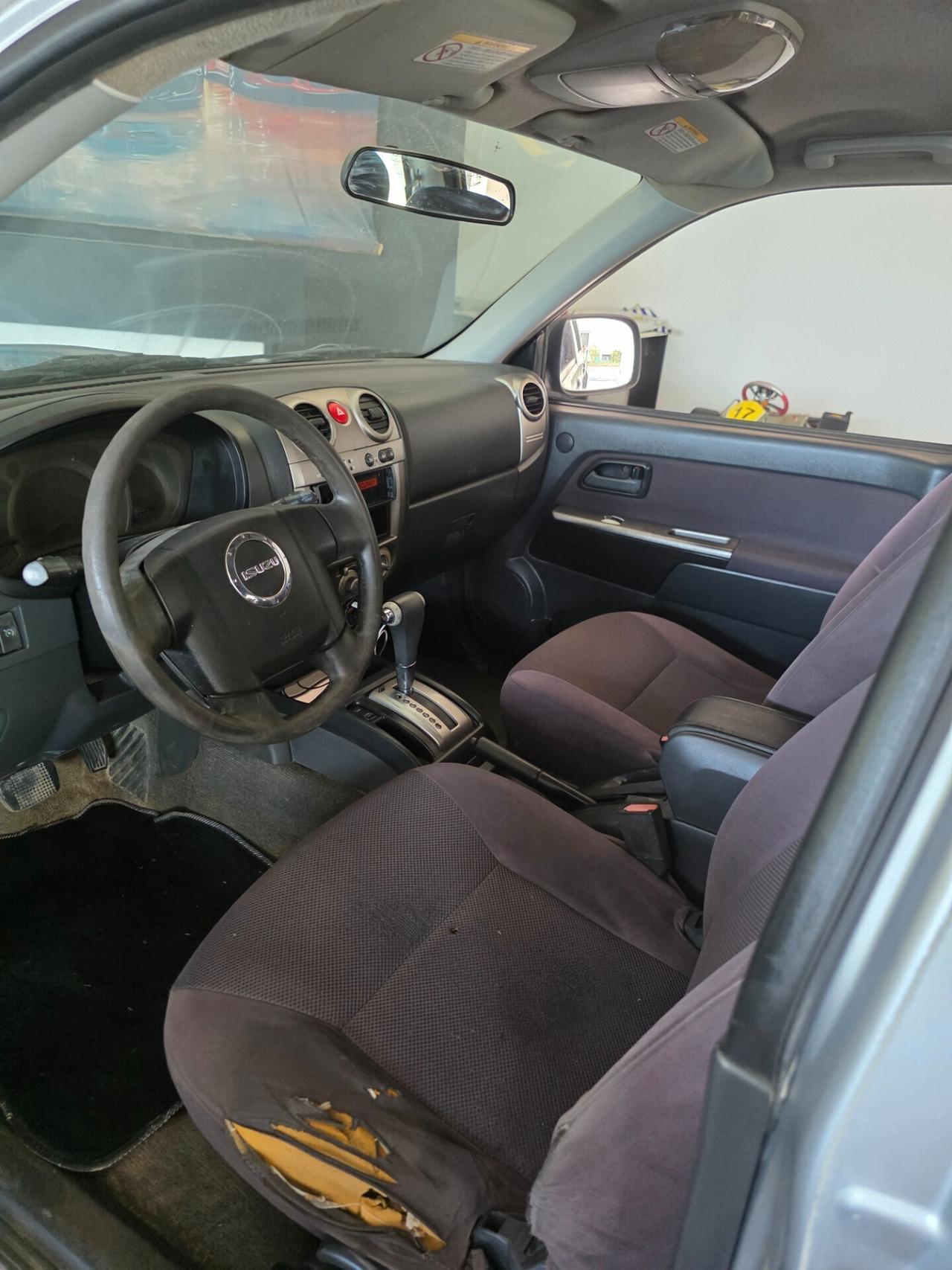 Isuzu D-Max 3.0 TD cat Crew Cab 4WD Pup. LS Aut. EU4