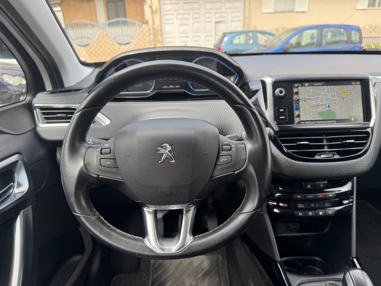 Peugeot 2008 1.2 BENZINA 82CV Allure 2016