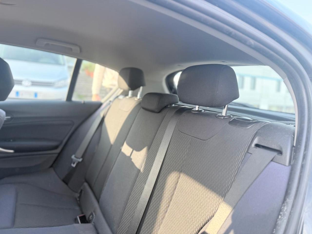 Bmw 116D 2.0 DIESEL 2012