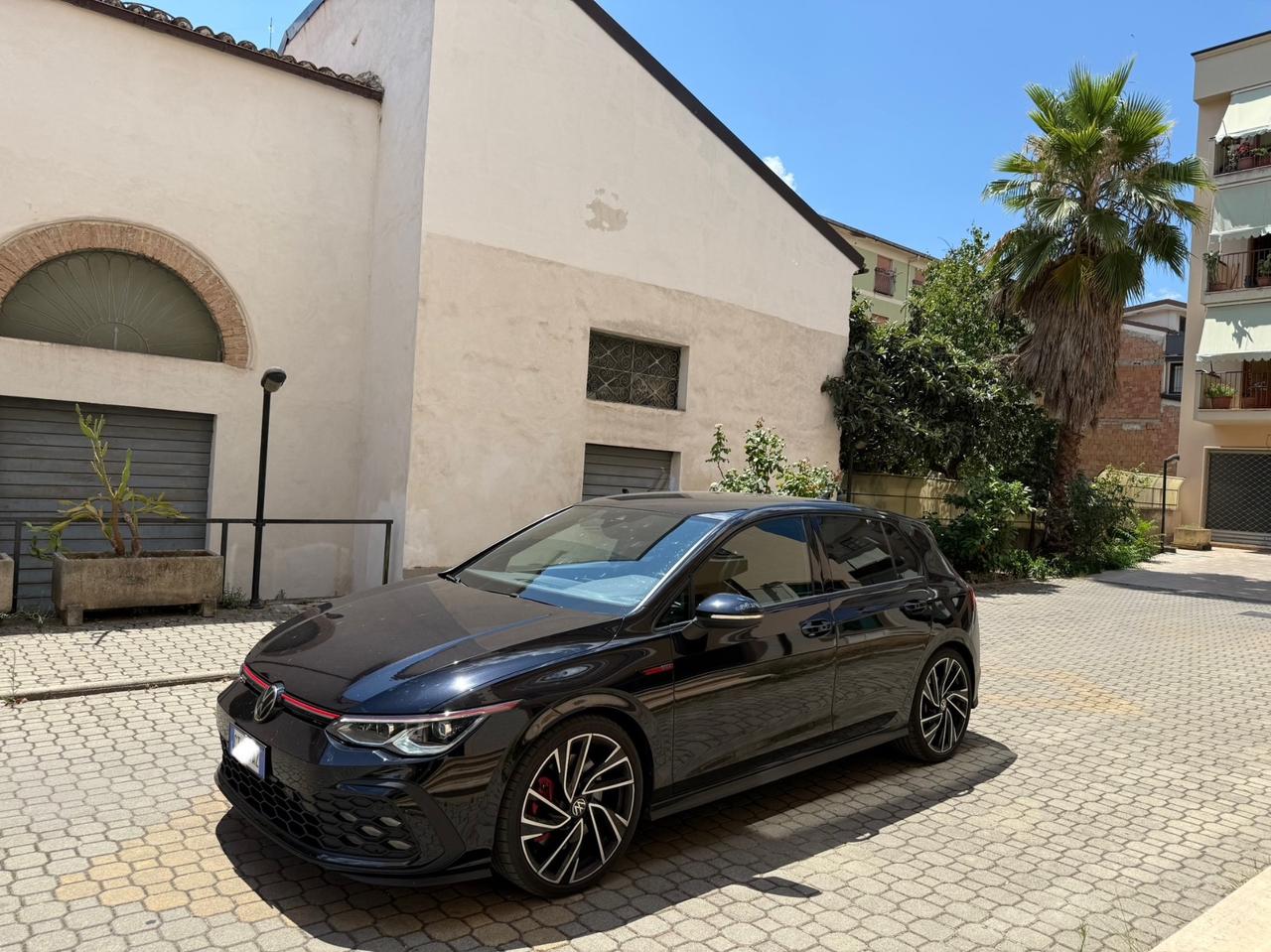 Volkswagen Golf GTI 2.0 TSI