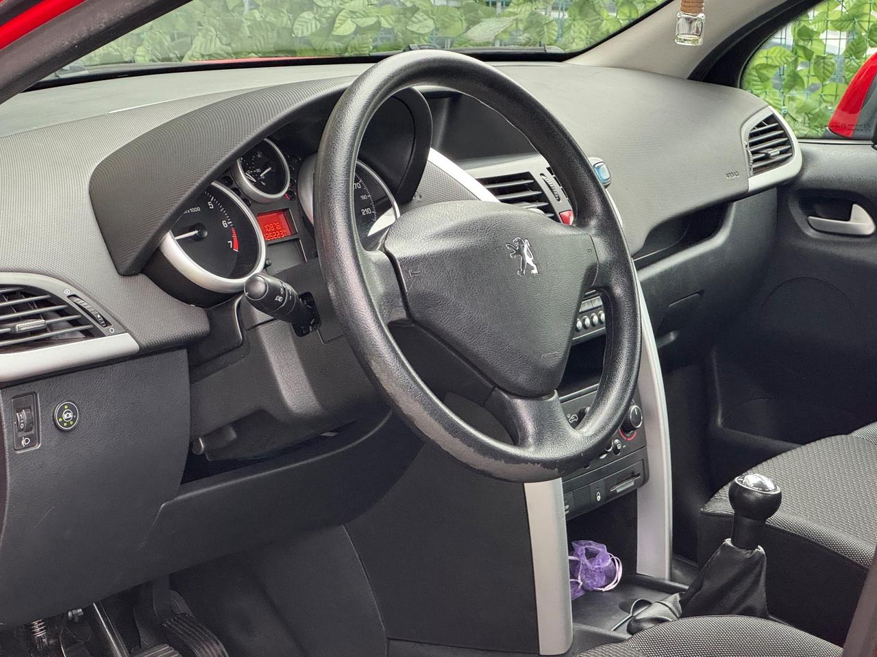 Peugeot 207 Plus 1.4 8V 75CV 5p. ECO GPL