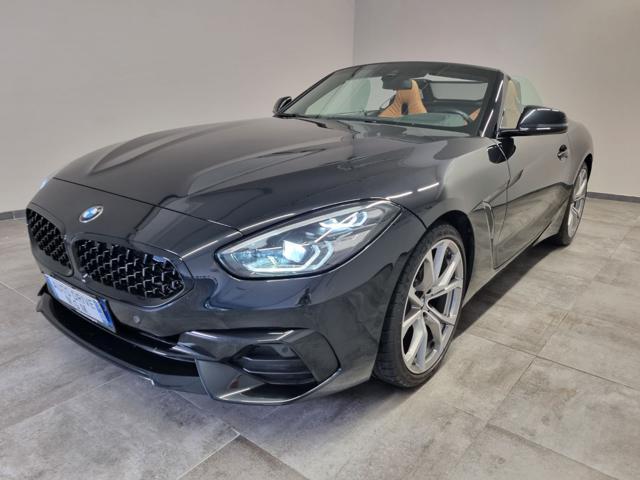BMW Z4 sDrive20i Full Pelle