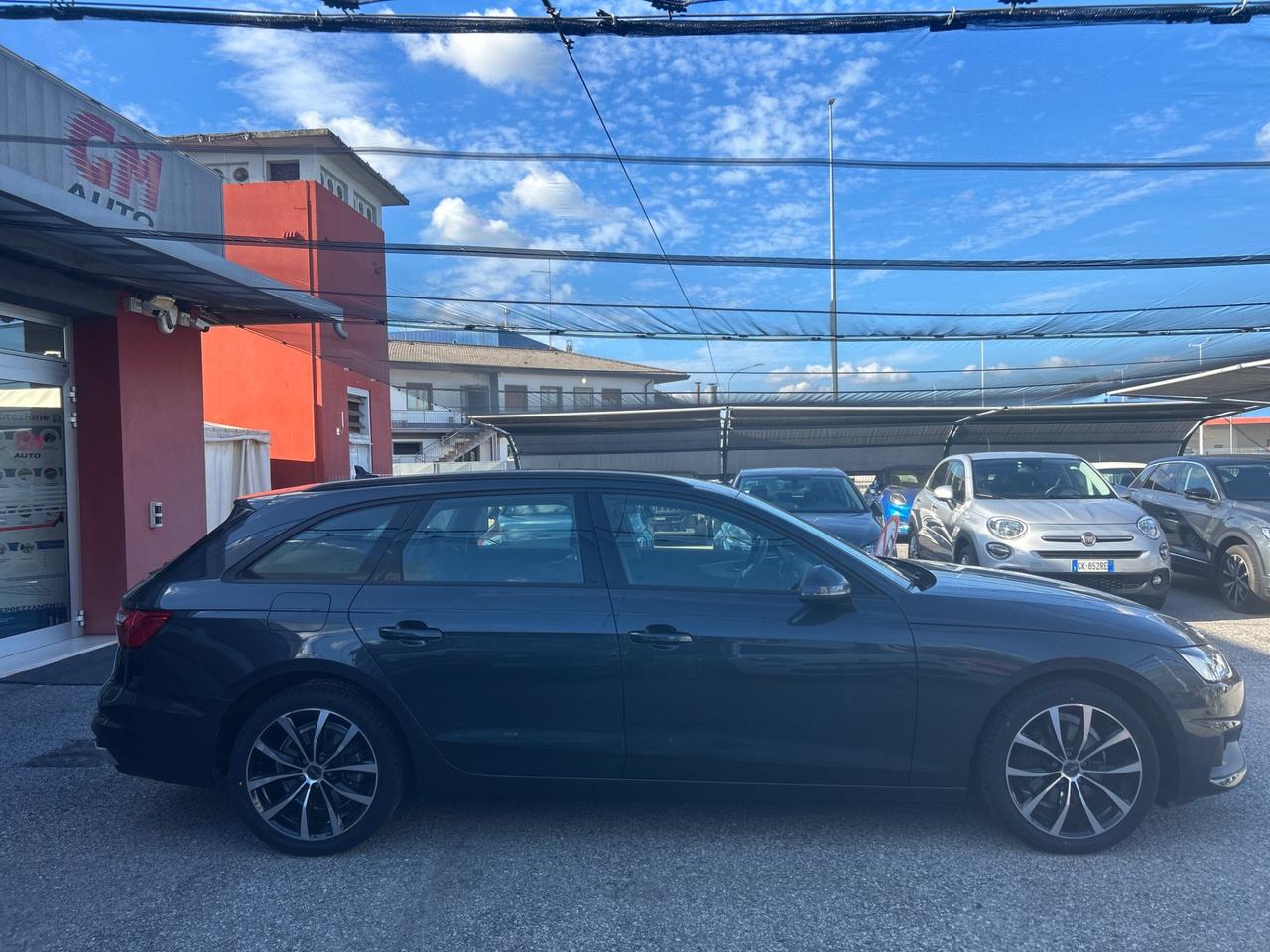 Audi A4 Avant 30 2.0 tdi mhev Business 136cv s-tronic #sedileguidamassaggiante