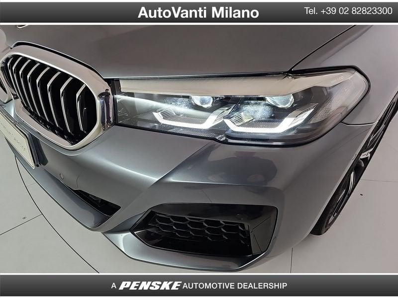 BMW Serie 5 530d Touring mhev 48V xdrive Msport auto