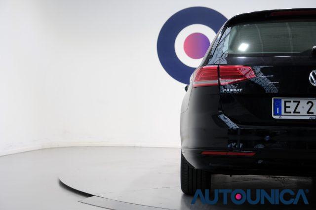 VOLKSWAGEN Passat Variant 2.0 TDI BUSINESS BLUEMOTION TECHNOLOGY