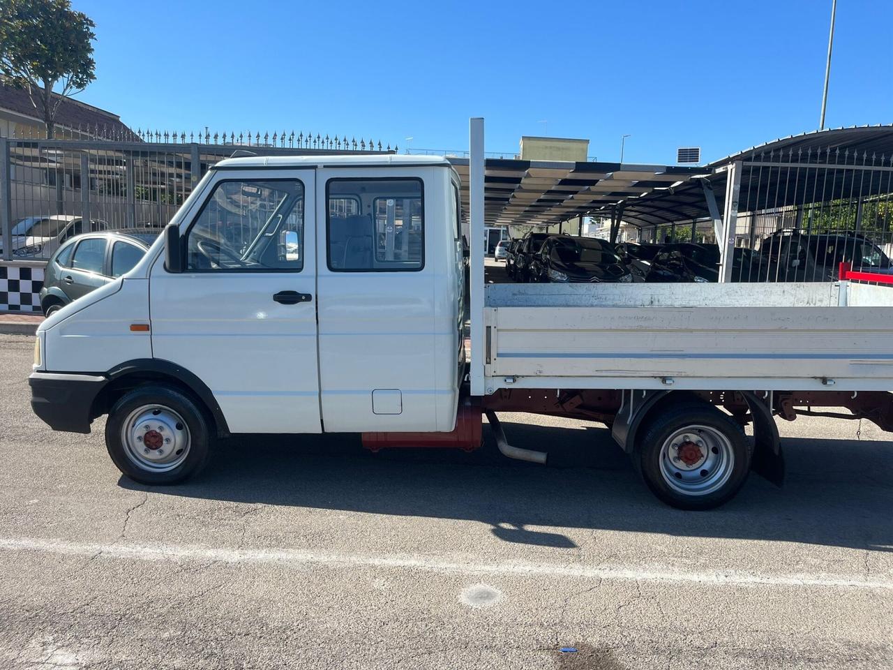 Iveco Daily 35-8 Doppia cabina Unipro
