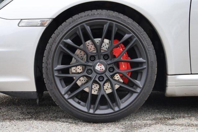PORSCHE 911 Carrera 4S Coupé