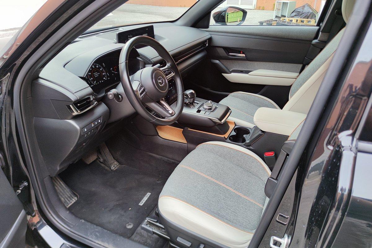 MAZDA MX-30 e-Skyactiv R EV Advantage
