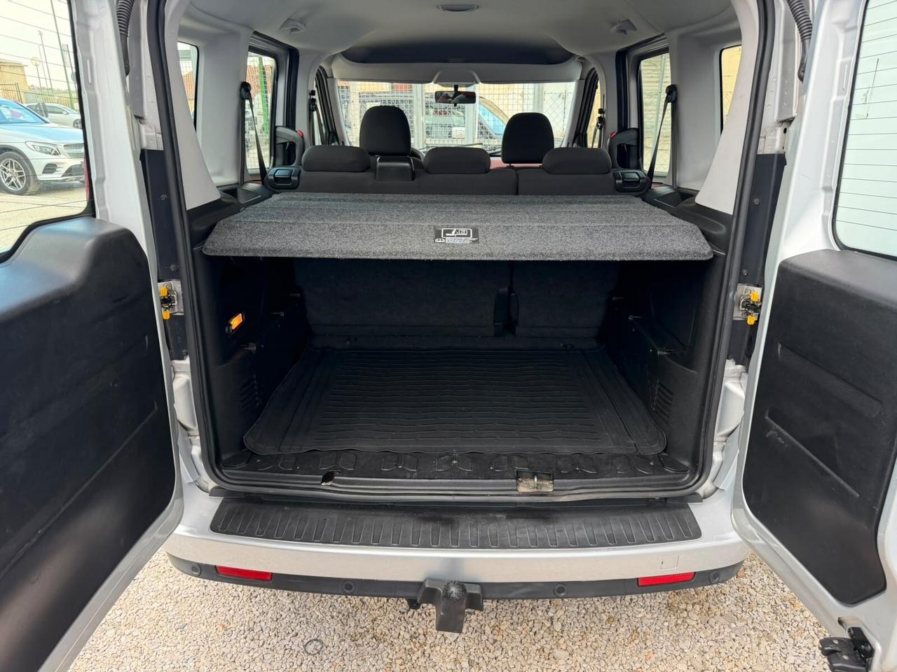 Fiat Doblò 1.6 MJT 105CV 5 Posti