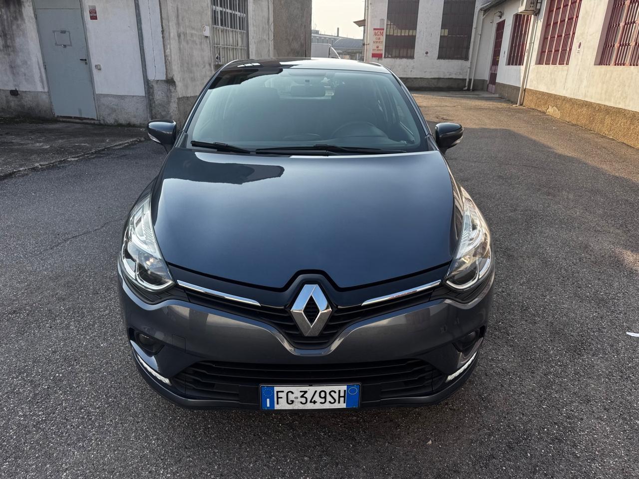 Renault Clio TCe 90 CV GPL 5 porte neopatentati