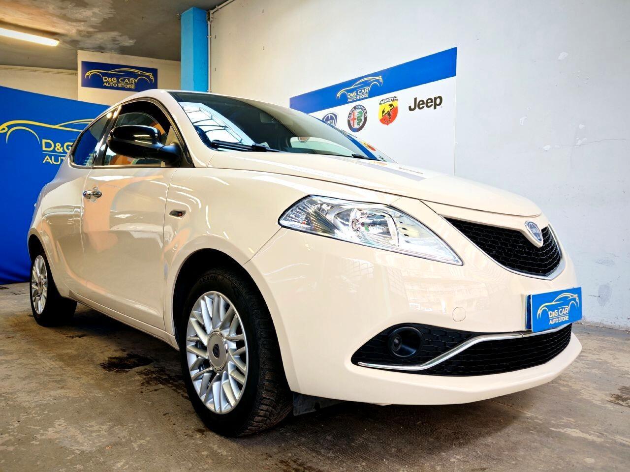Lancia Ypsilon 1.2 GPL Gold