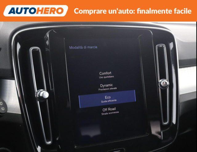 VOLVO XC40 T3 Momentum