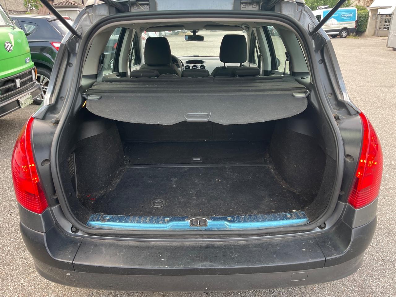 Peugeot 308 se 1.6 HDi 90CV euro5a uni prop