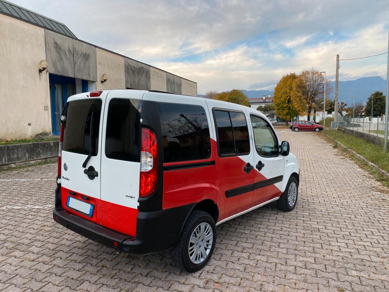 Fiat Doblò 1.3 Mjt Autocarro 5Posti CLIMA