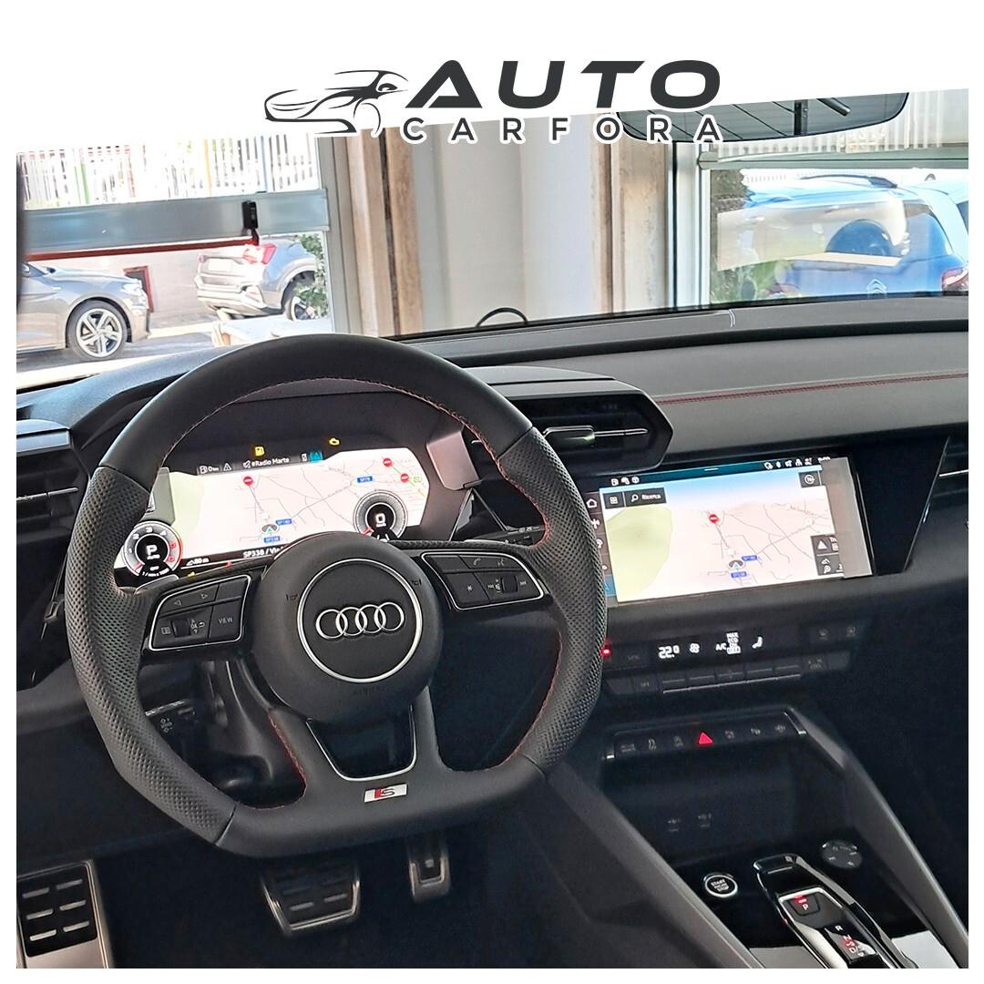 Audi A3 Sportback 35 TDI S tronic Identity Black con tetto apribile R19 Pack Red interno