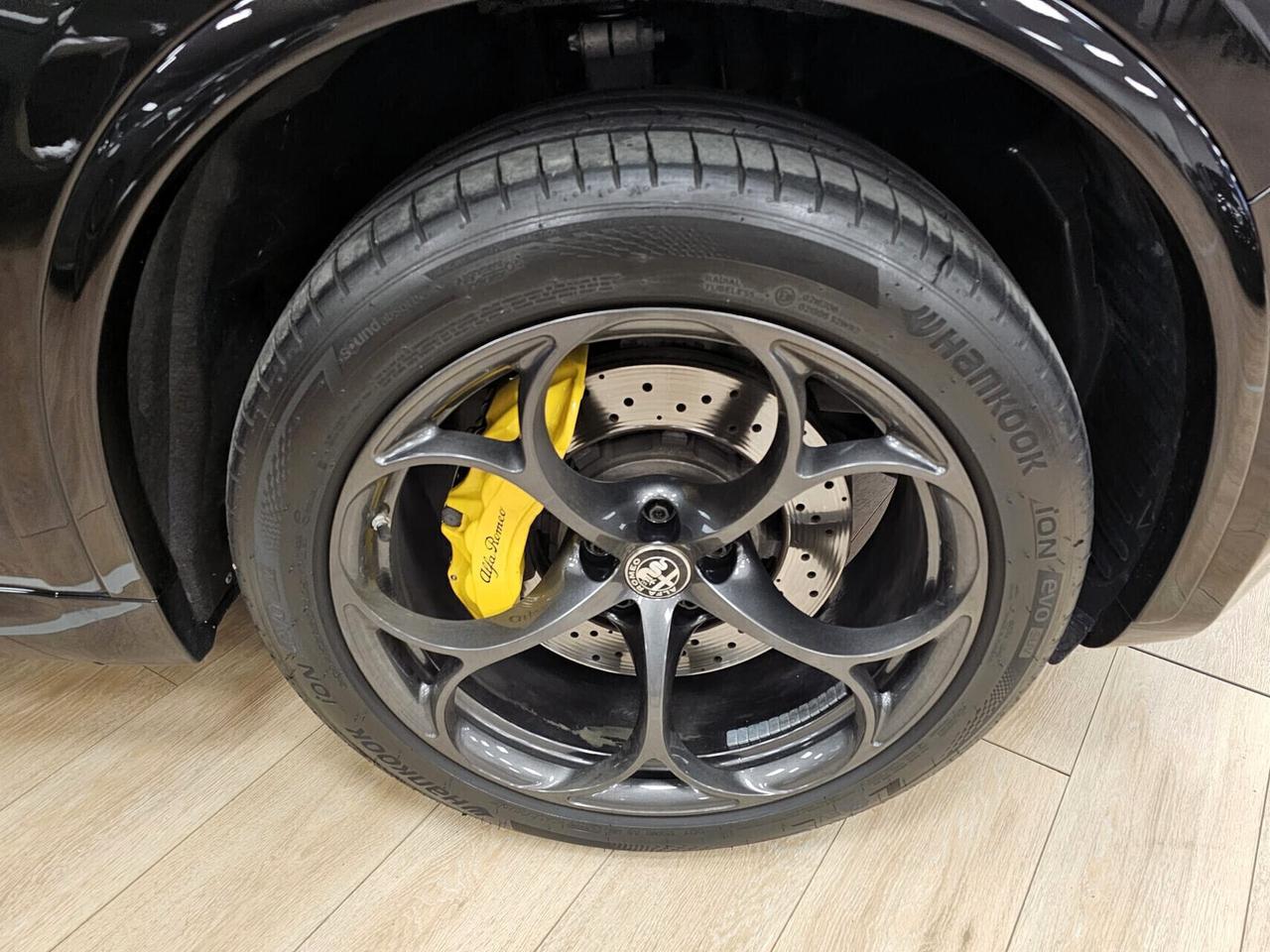 Alfa Romeo Stelvio 2.9 Bi-Turbo V6 510 CV AT8 Quadrifoglio