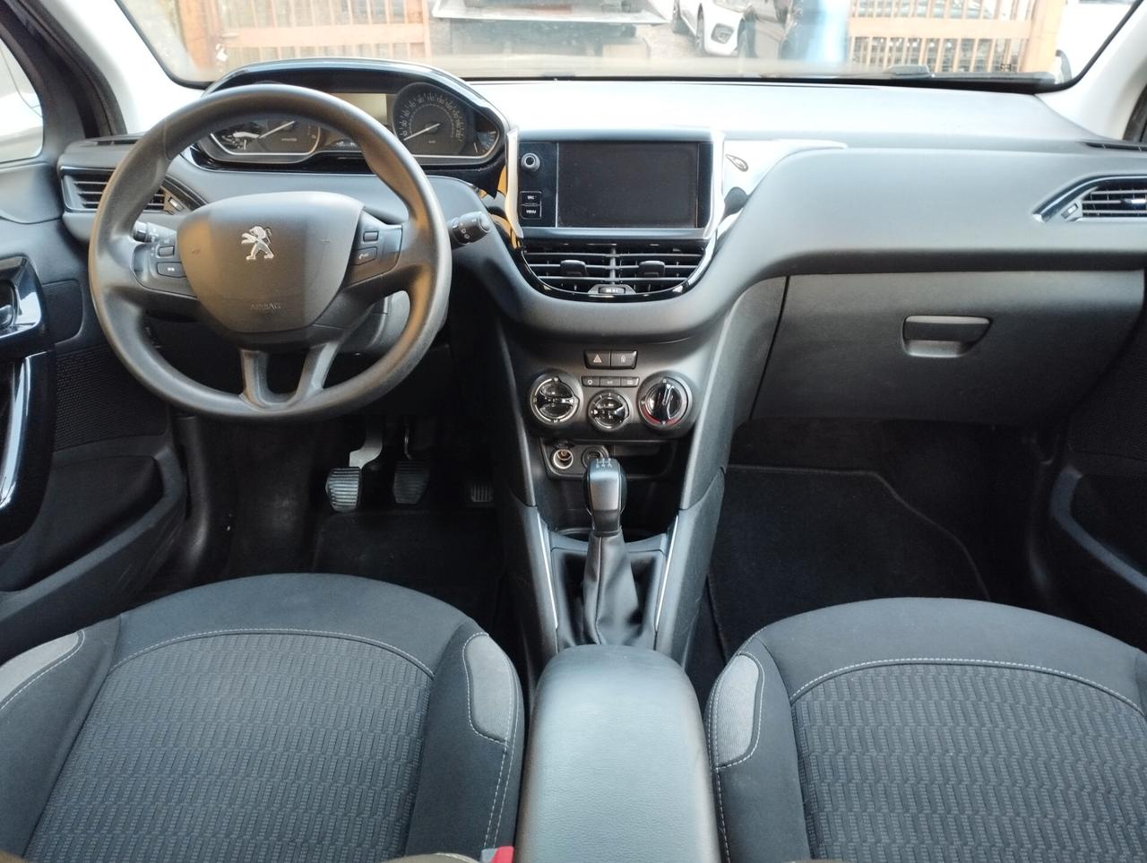 Peugeot 208 BlueHDi 75 5 porte Incidnetata/Sinistrata