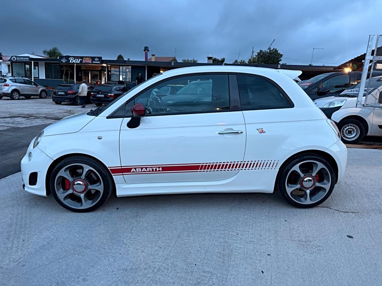 Abarth 500 1.4 Turbo T-Jet Kit Esse da 160 CV