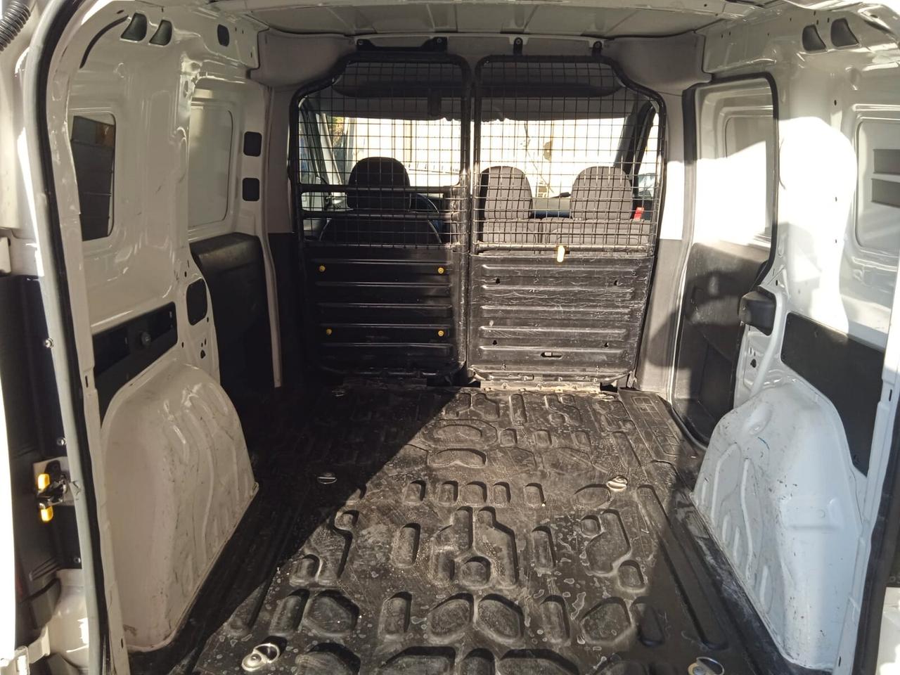 Fiat Doblò MJT 3 posti con porta laterale e clima