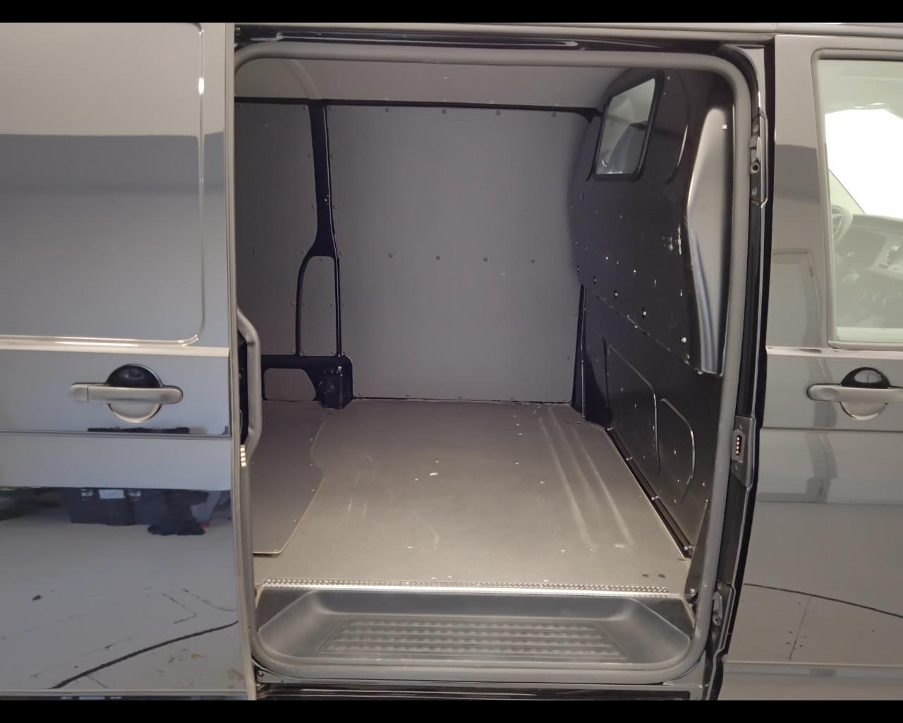 VOLKSWAGEN T6.1 Transporter 28 - T6.1 Transporter 28 2.0 tdi 150cv Busi