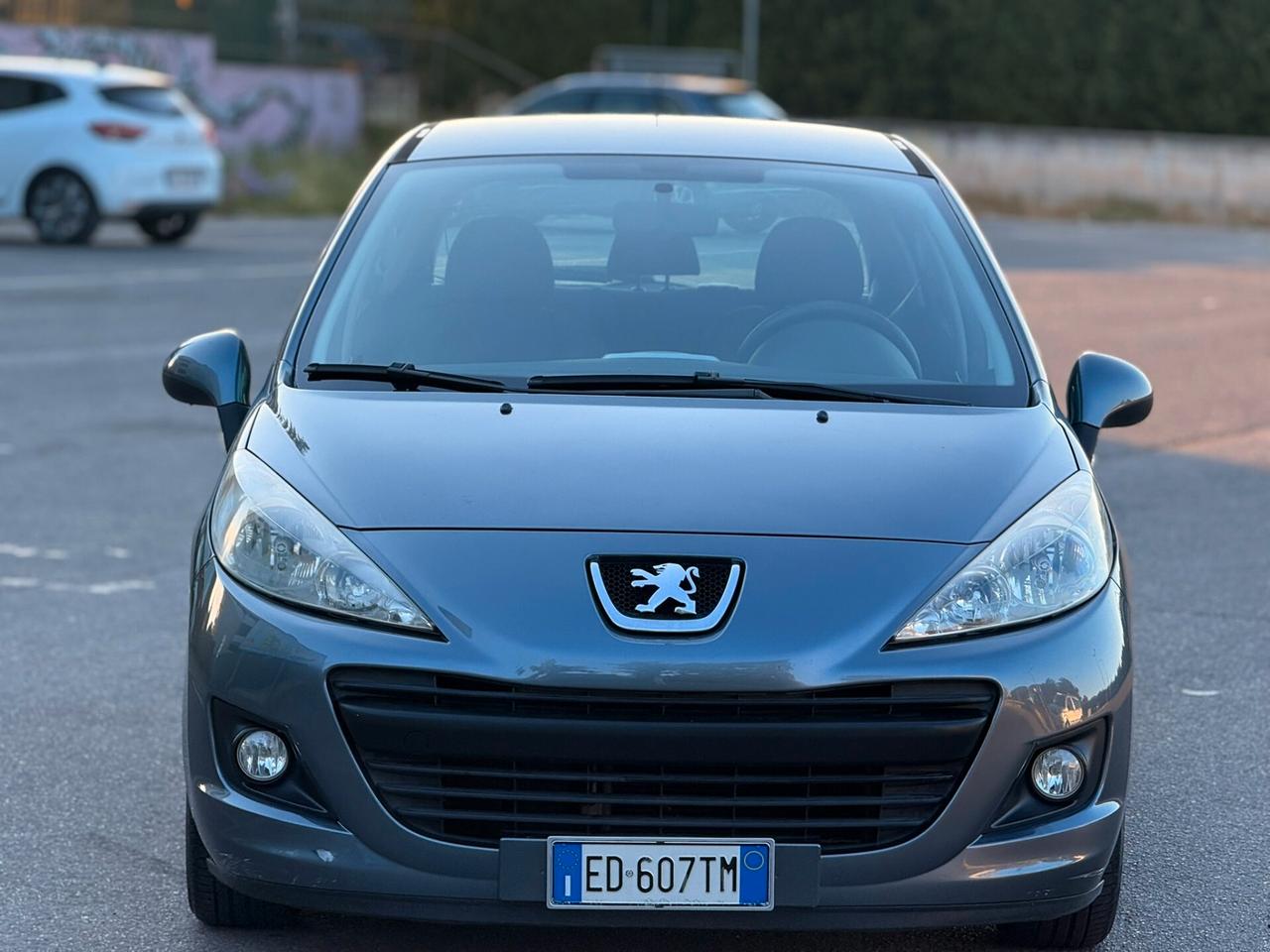 Peugeot 207 GARANZIA 12 MESI